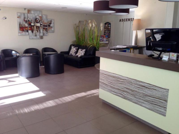 Las mejores ofertas de Kyriad Marseille Ouest Martigues Martigues