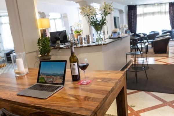 Las mejores ofertas de Best Western Le Comtadin Carpentras