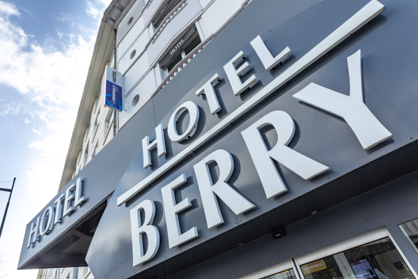 Las mejores ofertas de The Originals City, Hôtel Le Berry, Bourges Bourges 