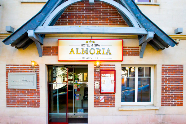 Las mejores ofertas de Hotel Almoria Deauville 