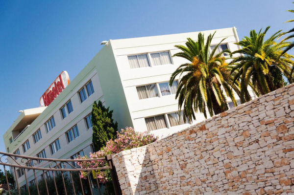 Las mejores ofertas de Logis Hotel Nimotel Nîmes 