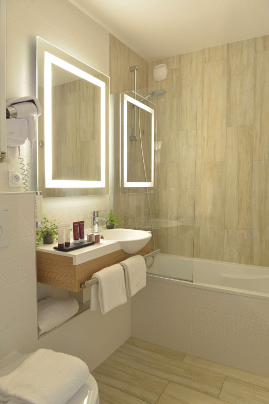 Best Western Les Bains de Perros-Guirec Hotel et S