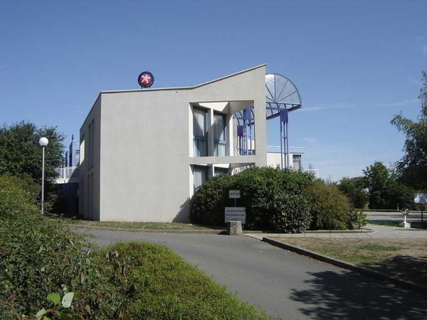 Las mejores ofertas de Inter-Hotel Les Jardins de l'Anjou Angers