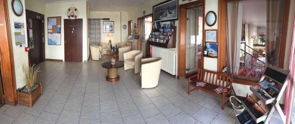 Las mejores ofertas de COMFORT HOTEL LES ALIGNEMENTS Quimperlé 