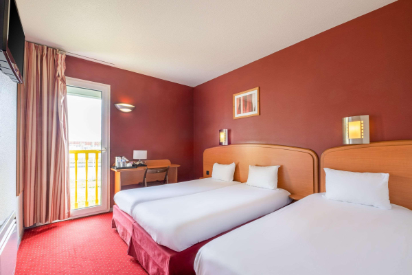 Las mejores ofertas de Sky Hotel Goussainville Charles de Gaulle Paris