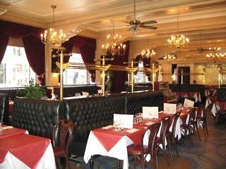 Las mejores ofertas de HOTEL ROCHECHOUART Paris 