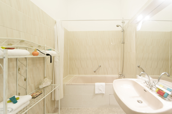 Las mejores ofertas de CERISE Royan - Le Grand Hôtel de la Plage Royan 