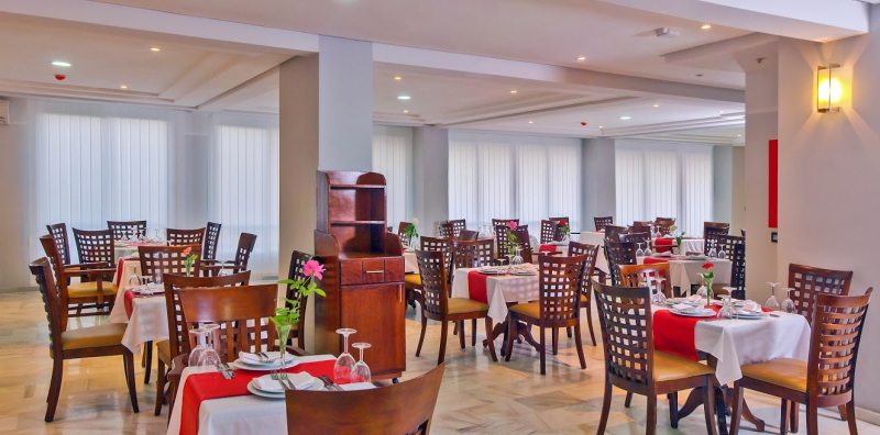 Las mejores ofertas de Across Fez 