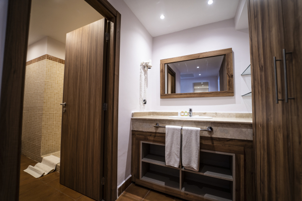 Las mejores ofertas de Be Live Collection Saïdia  Berkan