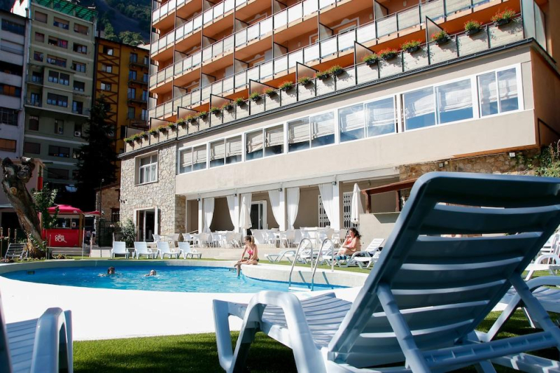 Las mejores ofertas de HOTEL ARTIC Andorra La Vella