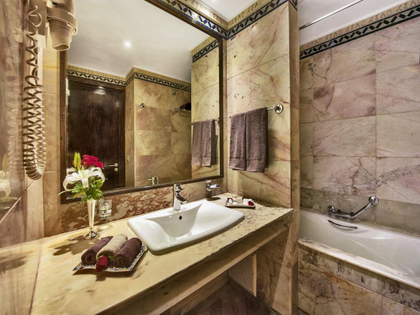 Las mejores ofertas de Club Val d Anfa Ocean view Casablanca