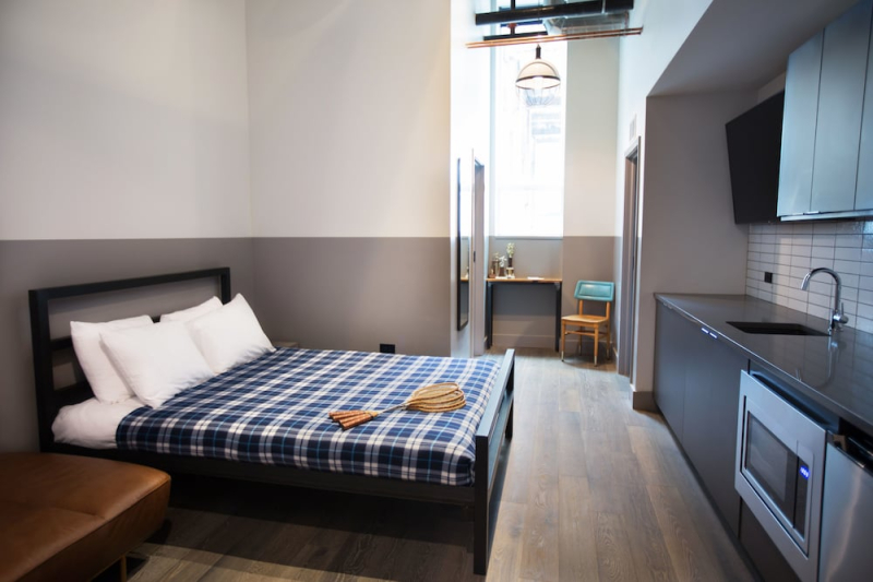 Las mejores ofertas de FieldHouse Jones Chicago