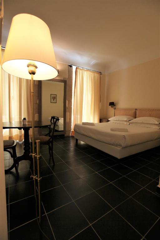 Las mejores ofertas de LANTERNE MAGICHE ORTIGIA SIRACUSA