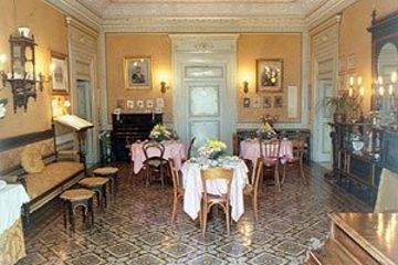 Las mejores ofertas de CASA RAFFAELE CONFORTI Maiori