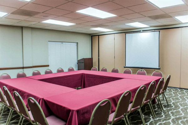 Las mejores ofertas de Quality Suites Graham Graham 