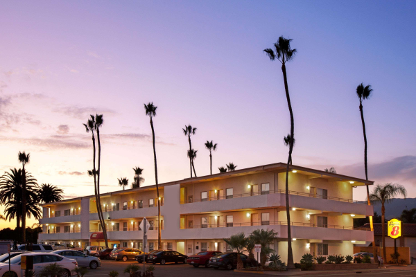 Las mejores ofertas de Super 8 by Wyndham Santa Barbara/Goleta Goleta