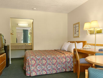 Las mejores ofertas de DAYS INN EMPORIA Emporia