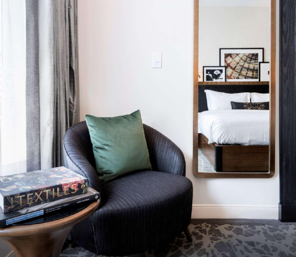 Las mejores ofertas de LondonHouse Chicago, Curio Collection by Hilton Streeterville