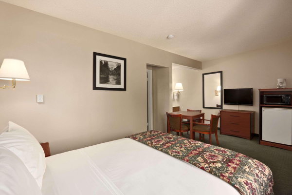 Las mejores ofertas de Days Inn by Wyndham Cortez Cortez