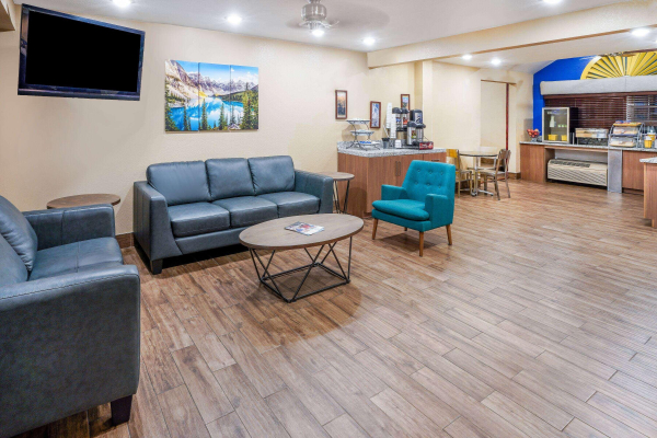 Las mejores ofertas de Days Inn And Suites By Wyndham Greeley Greeley
