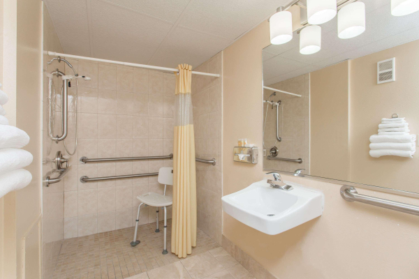 Las mejores ofertas de Days Inn By Wyndham Bradenton I-75 Bradenton