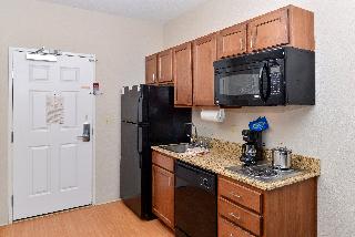 Las mejores ofertas de CANDLEWOOD SUITES TURLOCK Turlock