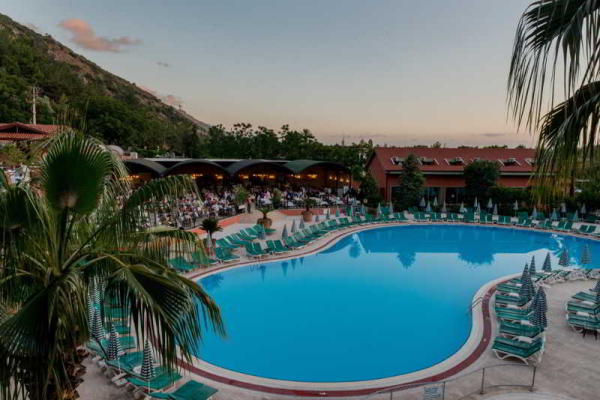 Las mejores ofertas de Sundia By Liberty Suncity Fethiye