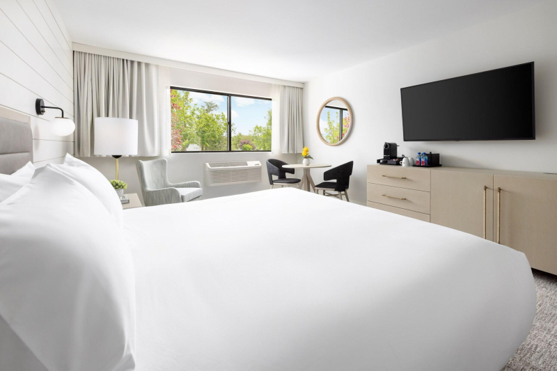 Ramada by Wyndham Middletown Newport Area