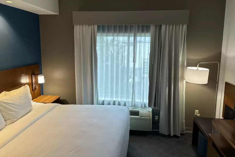 Comfort Inn & Suites Akron South