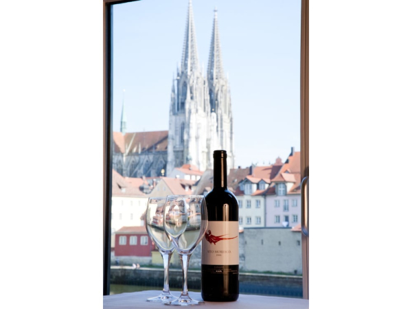 Las mejores ofertas de Sorat Insel-Hotel Regensburg Regensburg