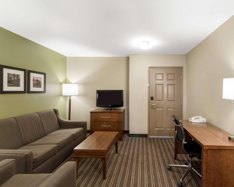 Comfort Inn & Suites Fayetteville-University Area