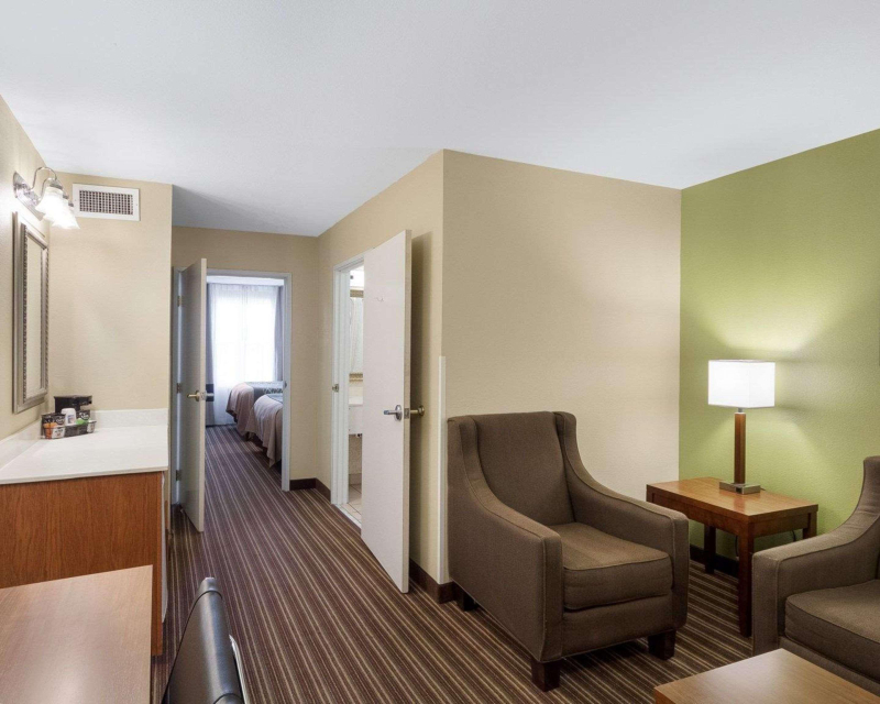 Comfort Inn & Suites Fayetteville-University Area
