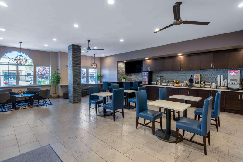 Microtel Inn & Suites By Wyndham Tracy