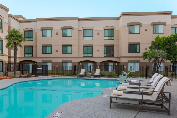 Las mejores ofertas de DoubleTree Suites by Hilton Hotel Sacramento Rancho Cordova