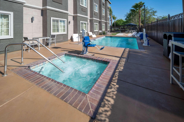 Las mejores ofertas de Microtel Inn & Suites By Wyndham Tracy Tracy