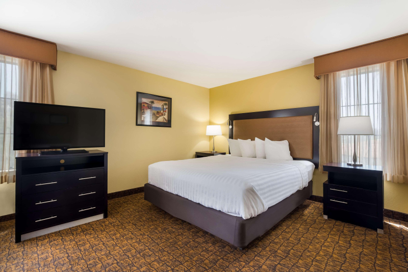 Best Western Escondido Hotel