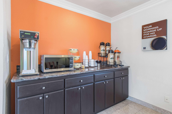 Las mejores ofertas de Motel 6 Kingsburg