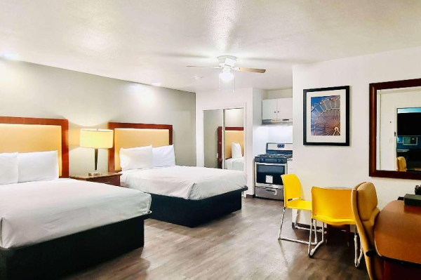 Las mejores ofertas de Oceanside Inn & Suites a Days Inn by Wyndham Fort Bragg 