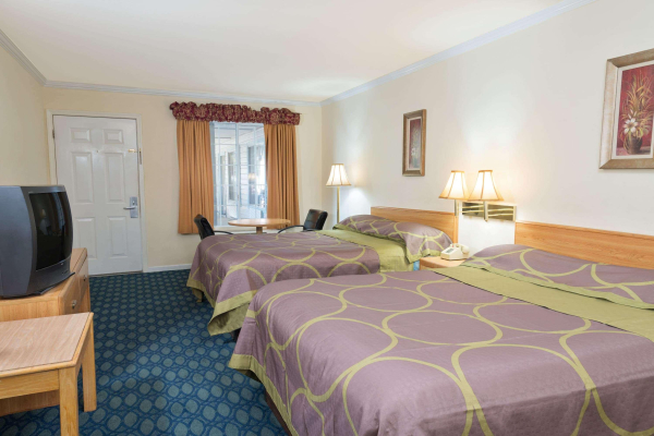 Las mejores ofertas de Super 8 By Wyndham Auburn Auburn