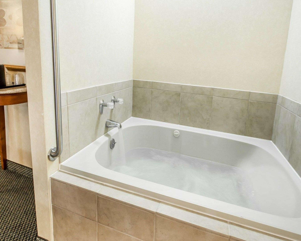 Las mejores ofertas de Comfort Inn Conference Center Orenco