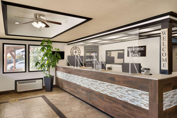 Las mejores ofertas de Days Inn by Wyndham Bend Bend