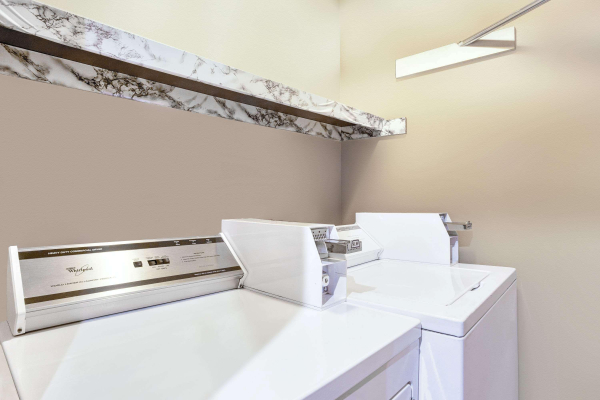 Las mejores ofertas de Super 8 by Wyndham Albany Albany