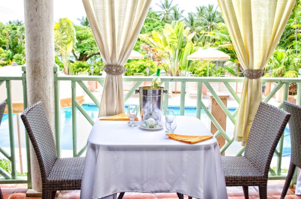 Las mejores ofertas de TRAVELLERS PALM Coos Bay