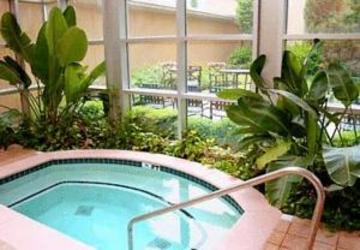 Las mejores ofertas de COURTYARD BUCKHEAD Atlanta