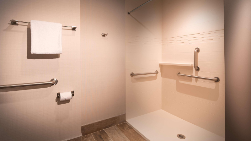 Aiden by Best Western Warm Springs Hotel and Event