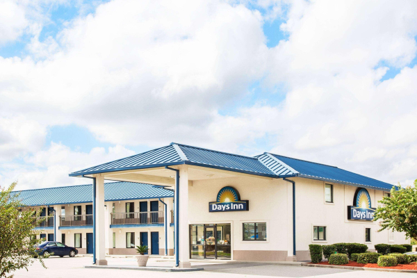 Las mejores ofertas de Days Inn by Wyndham Valdosta Rainwtr Conf Valdosta 