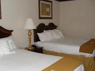 Las mejores ofertas de HOLIDAY INN EXPRESS TANGER OUTLETS Commerce