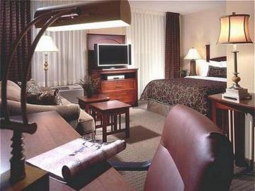 Las mejores ofertas de STAYBRIDGE SUITES COLUMBUS FORT BENNING Columbus