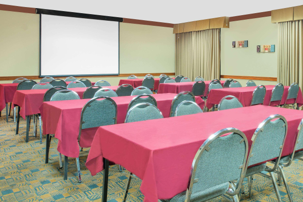 Las mejores ofertas de Days Inn by Wyndham Alice Alice
