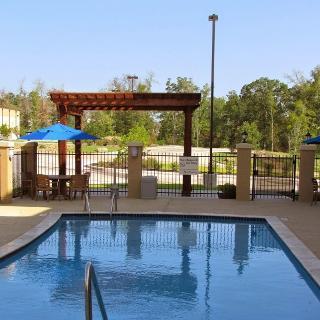 Las mejores ofertas de HAMPTON INN AND SUITES CENTER Center 